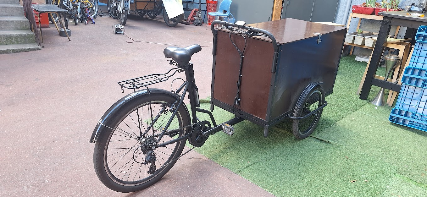 Réparation triporteur Coffre conciergerie Asphotels