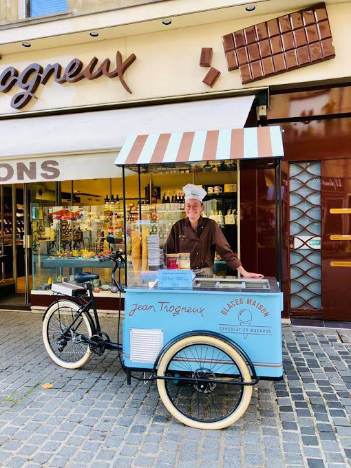 Vente de Triporteur Rétro Glaces à Trogneux